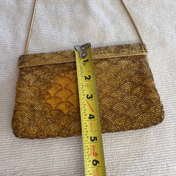 Walborg of Hong Kong Small Gold Beaded Clutch Purse With Gold Chain Handle - Picture 6 of 7